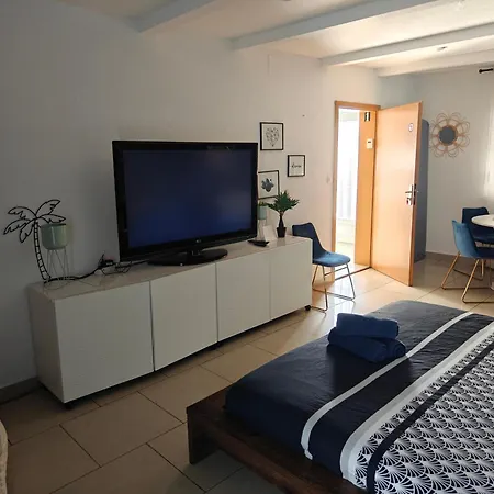 Hostel 2 Lits Du Manala 24 24 Proche Basel Saint-Louis (Haut-Rhin)